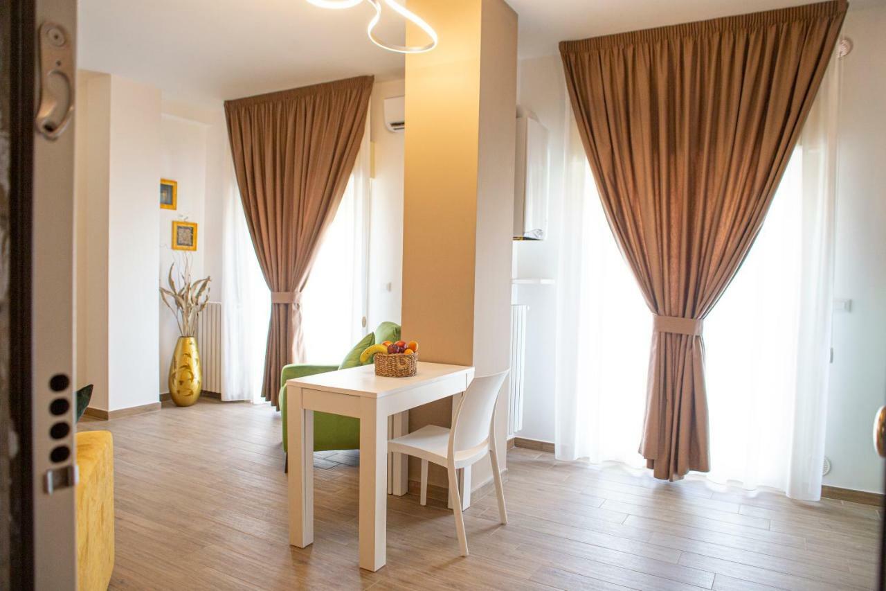 Апартаменты Chez Moi Фоджиа Экстерьер фото